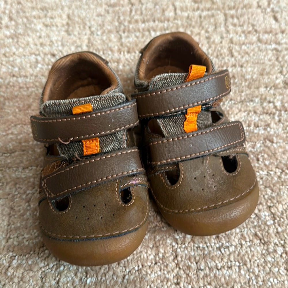 Stride Rite Boys 5W Elijah Tan Shoes